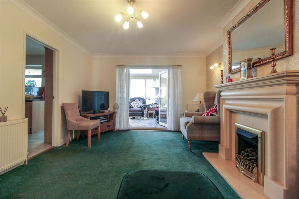 Property photo 2 of 17 Picture No. 08