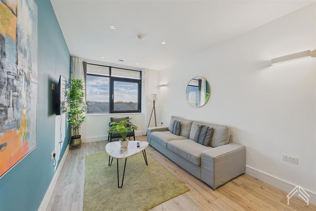 Property photo 1 of 7 1.Jpg