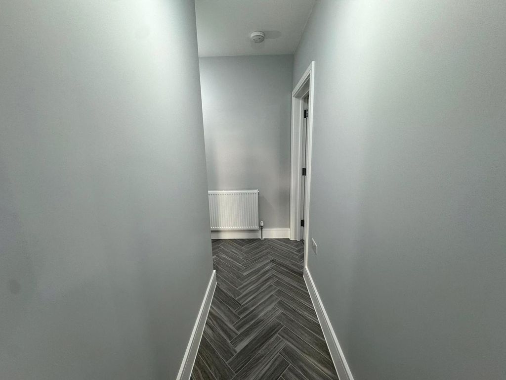 Property photo 3 of 14 Picture No. 11