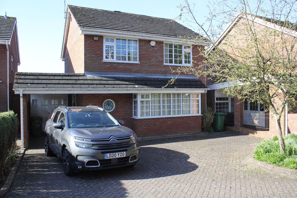 Property photo 2 of 17 Hillman (2).Jpg