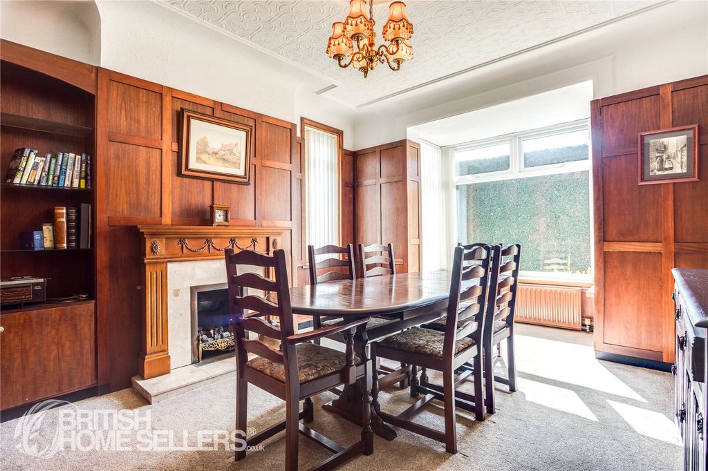 Property photo 2 of 36 Picture No. 03