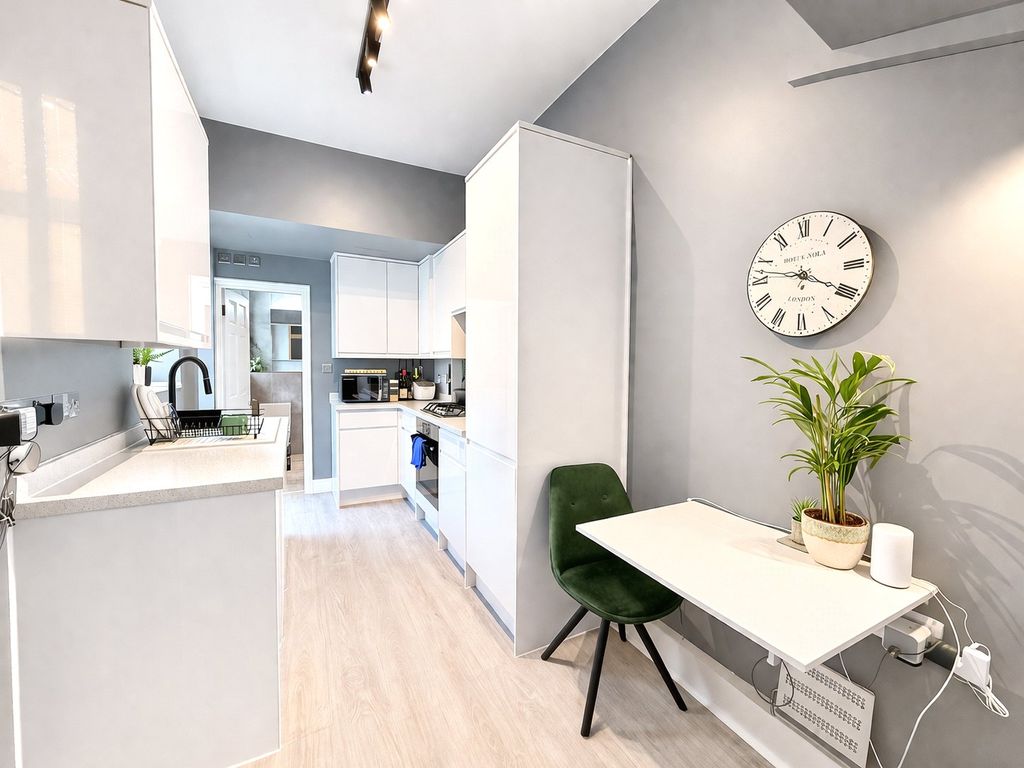 Property photo 2 of 19 Picture 2