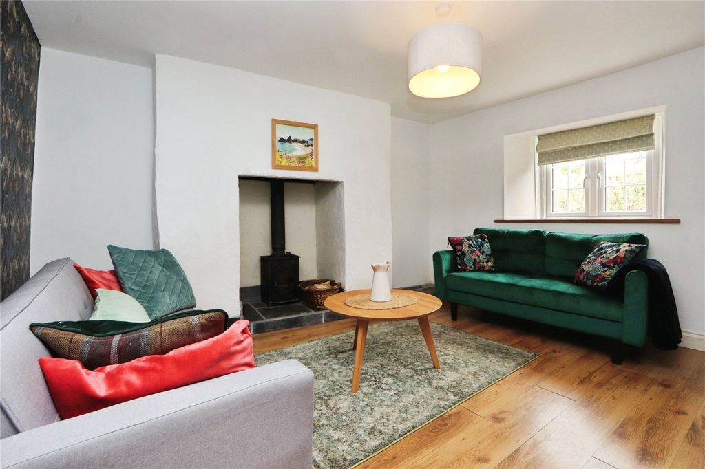 Property photo 3 of 15 Picture No. 02