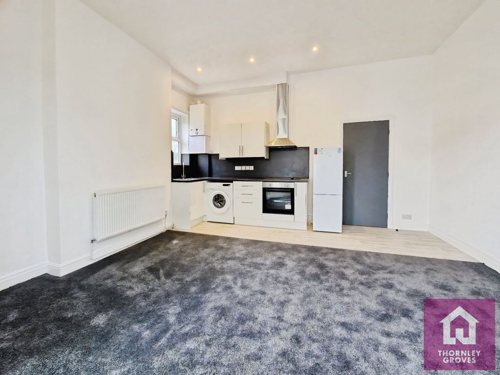 Property photo 3 of 8 Picture No. 08