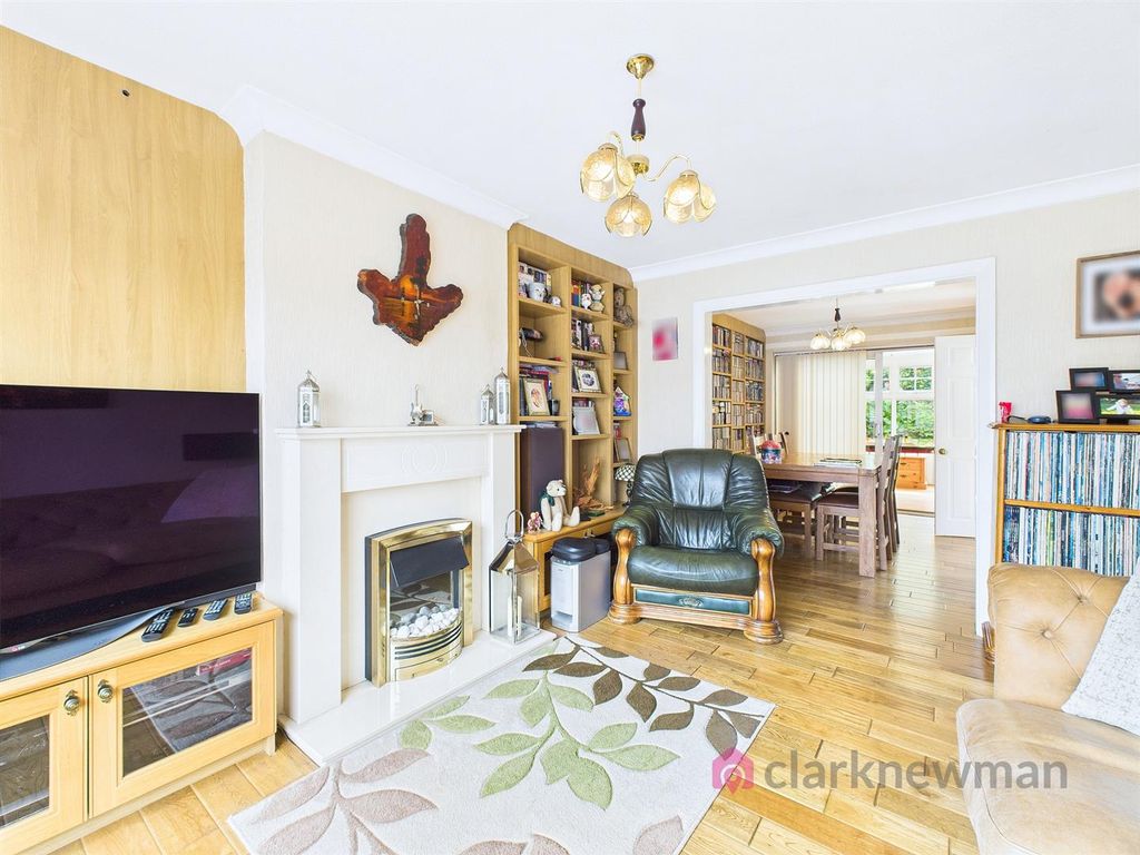 Property photo 3 of 15 Living Room