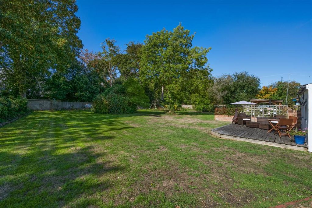 Property photo 3 of 43