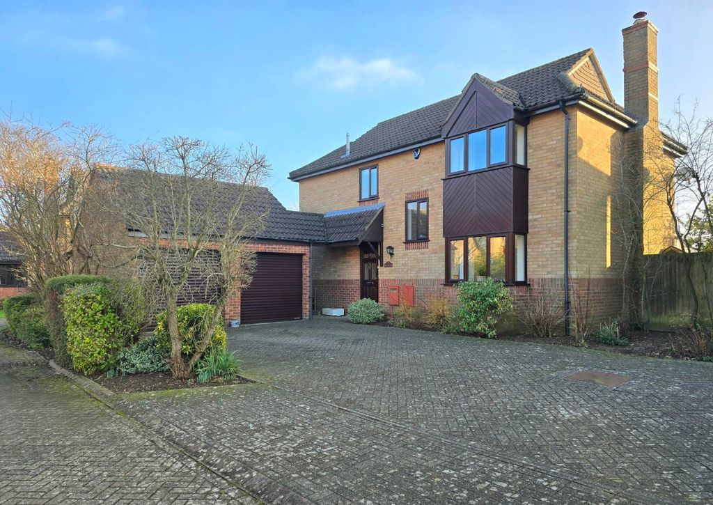 Property photo 1 of 16 Media Image 00