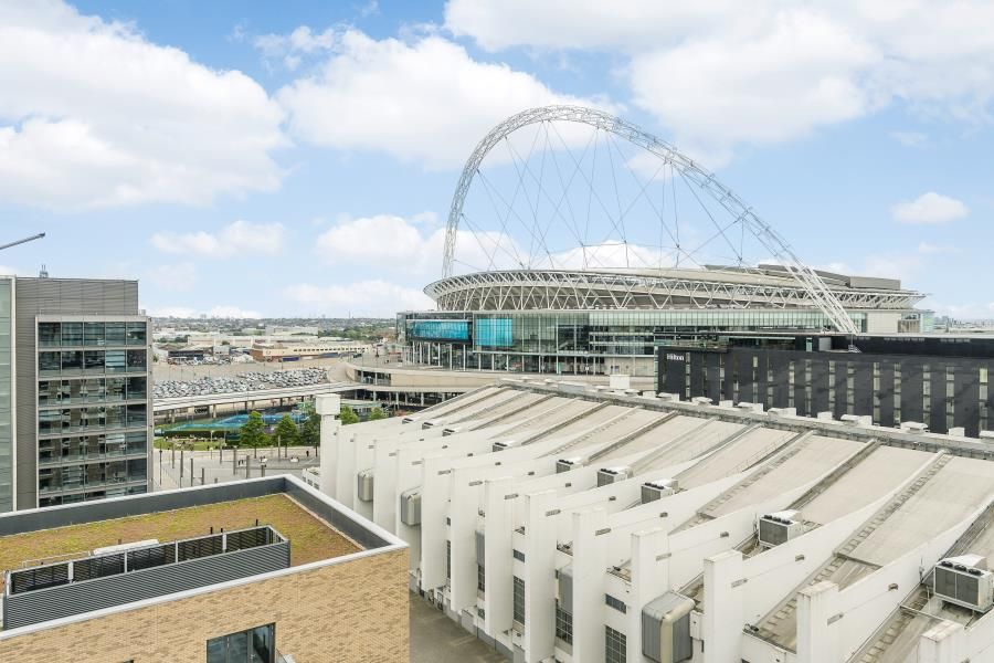 Property photo 2 of 13