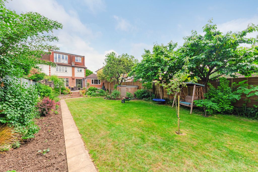 Property photo 3 of 16 Picture No. 06