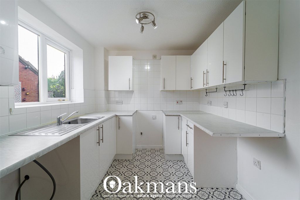 Property photo 2 of 15 Kitchen
