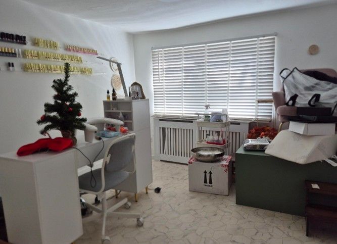 Property photo 3 of 6