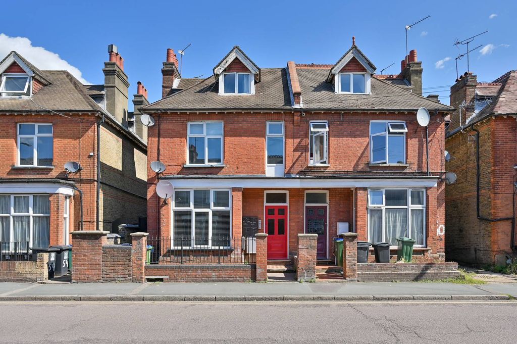 Property photo 2 of 7