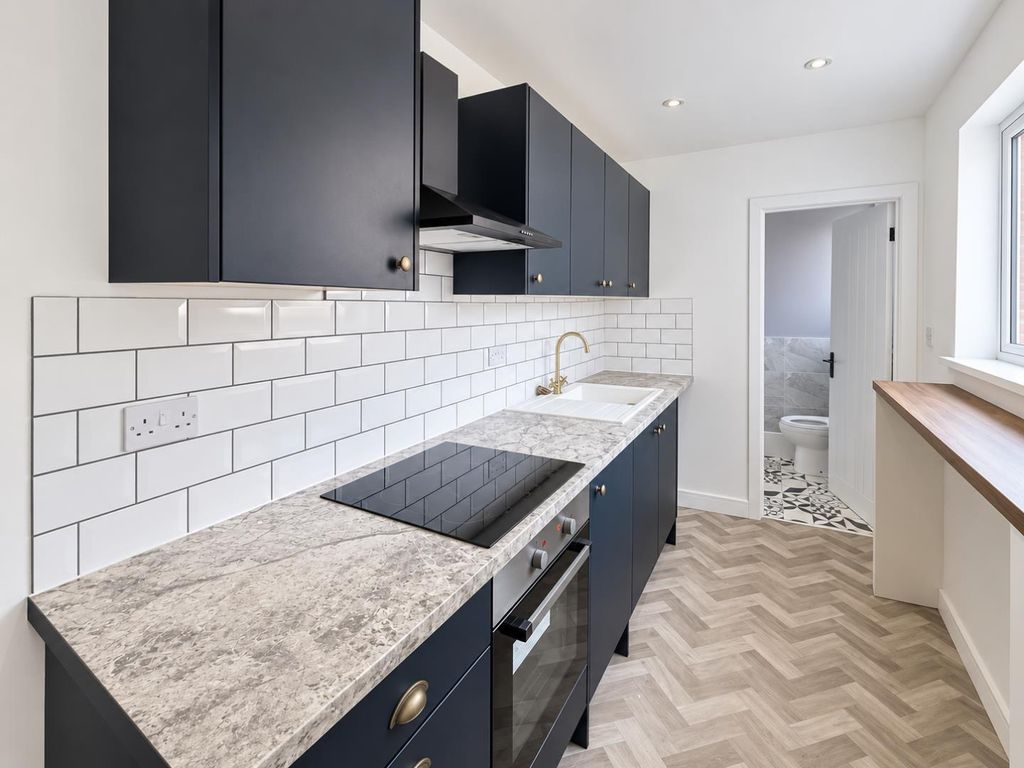 Property photo 3 of 8 Ec8Fec97-4Cef-42Ec-9733-9d5E8A06Bb64.Png
