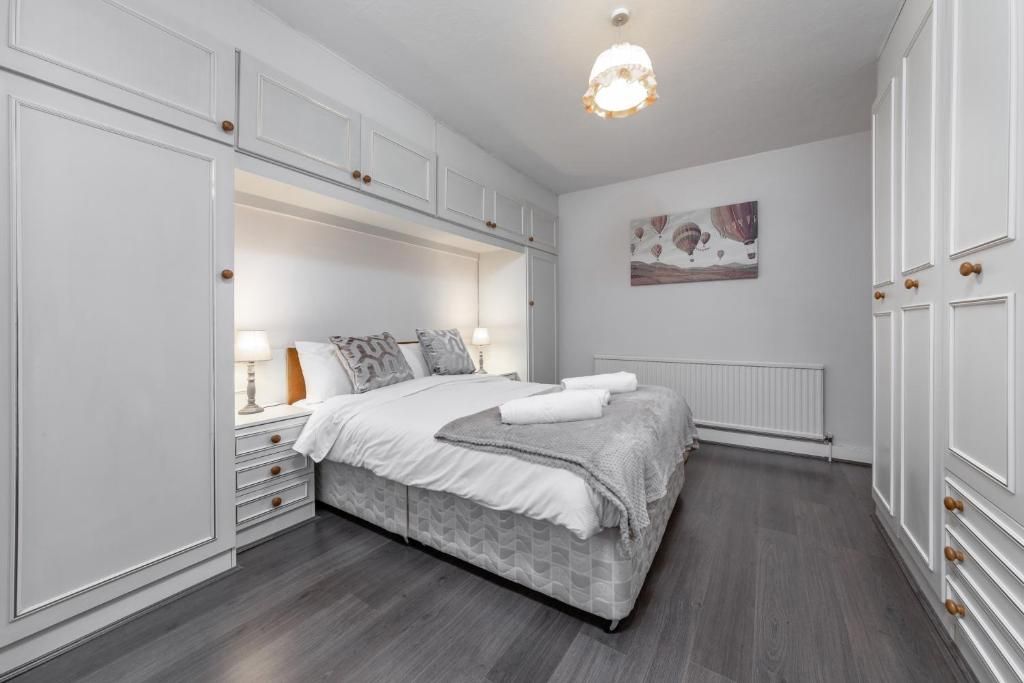 Property photo 2 of 15 Gallery