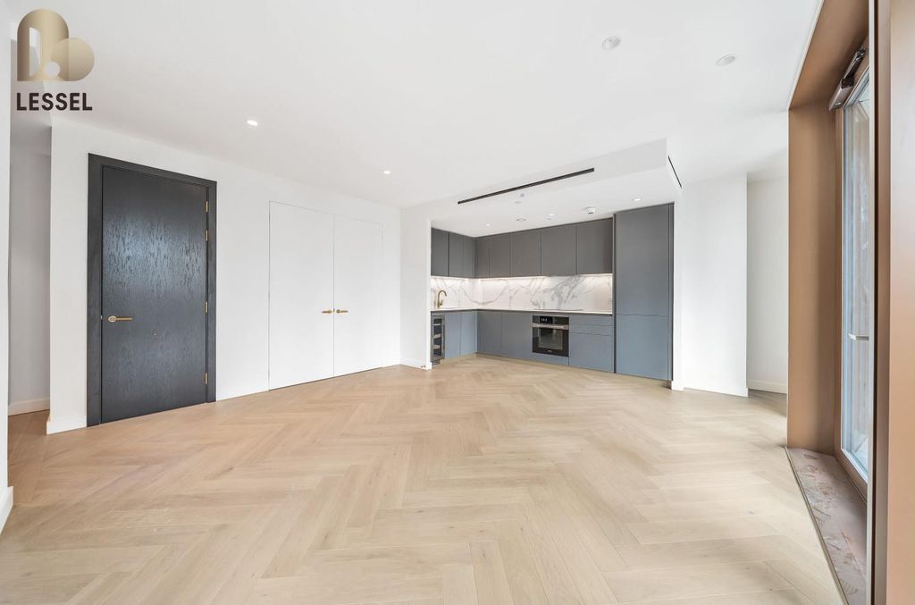 Property photo 2 of 16 3Fdd79c5-07A1-4F53-B047-25c18ba5E671.Jpg