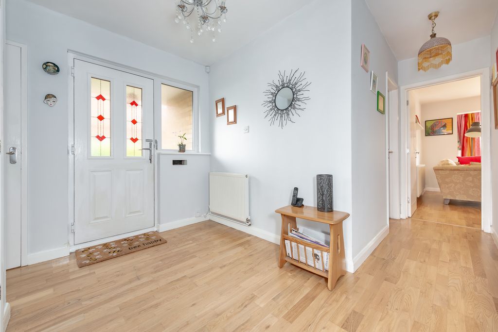 Property photo 3 of 16