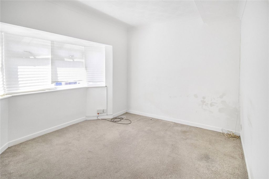 Property photo 3 of 10 Picture No. 05
