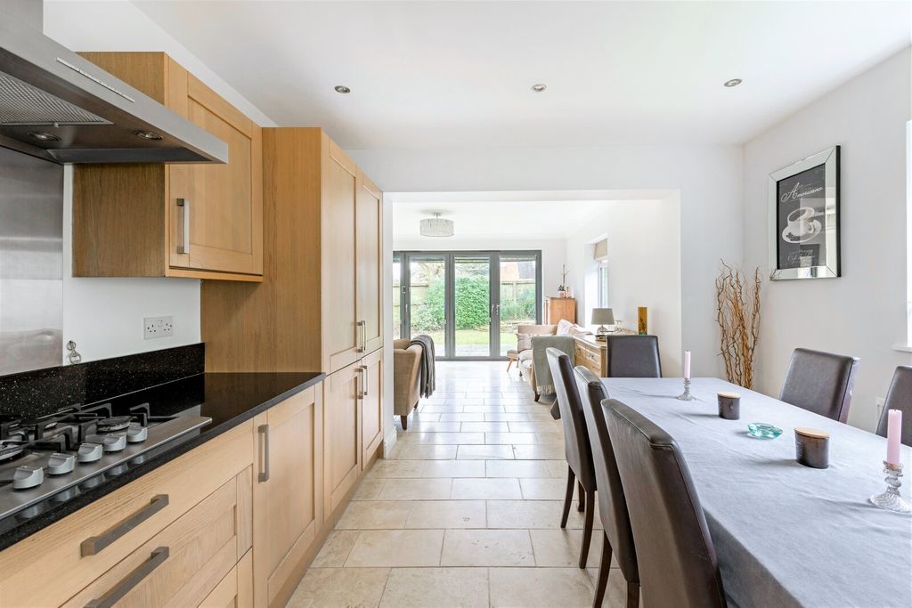 Property photo 3 of 14 Picture No. 19