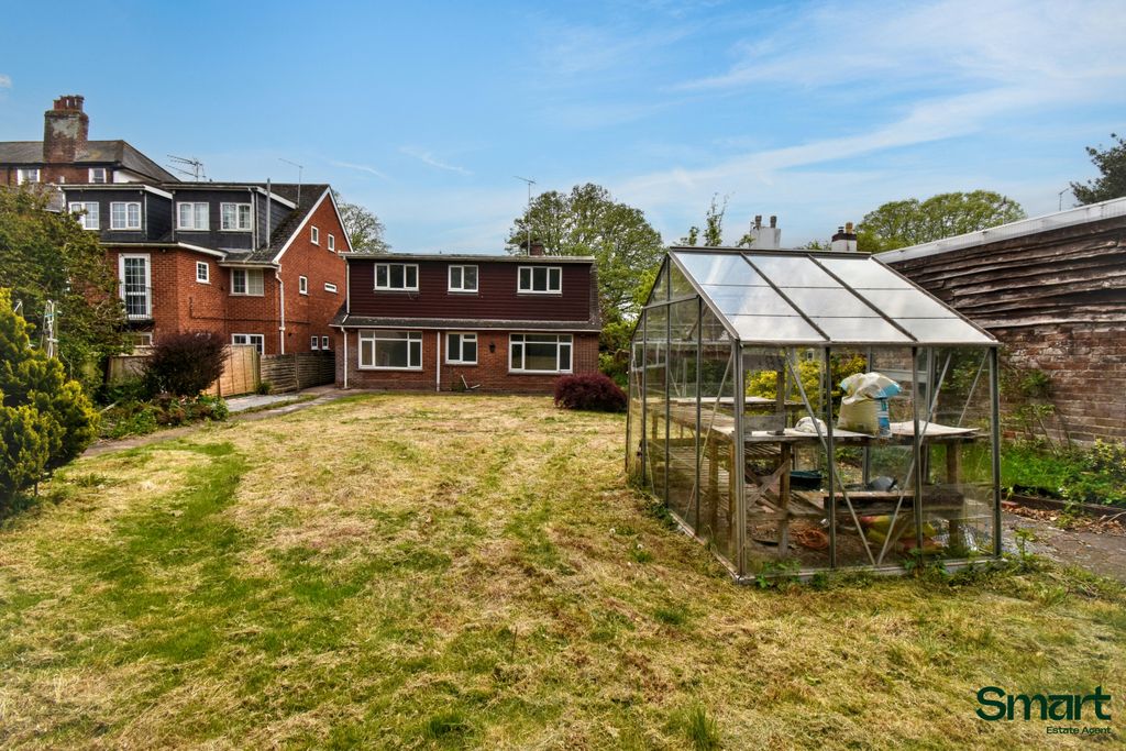 Property photo 2 of 11 Dsc_0207 (1)