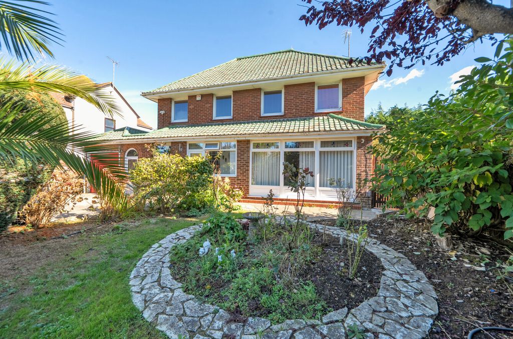 Property photo 1 of 17 1529488-1-1A11B5c...