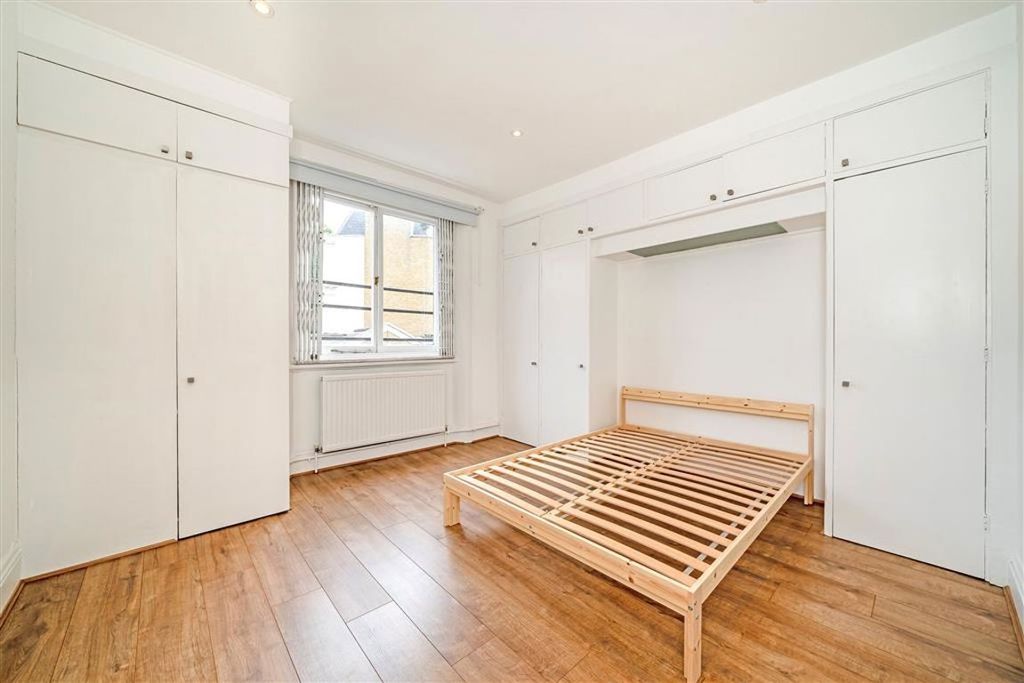 Property photo 3 of 6