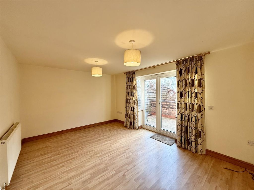 Property photo 2 of 23 2