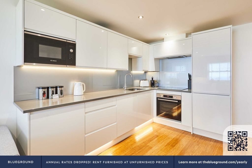 Property photo 3 of 13 Fully Equipped Kitchen