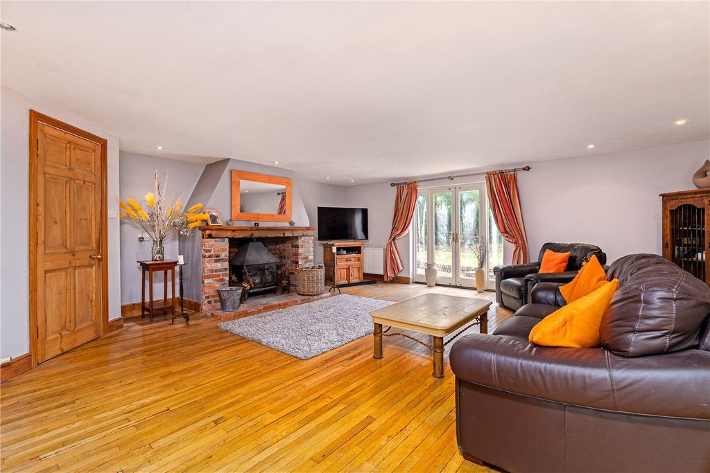 Property photo 3 of 25 Picture No. 08