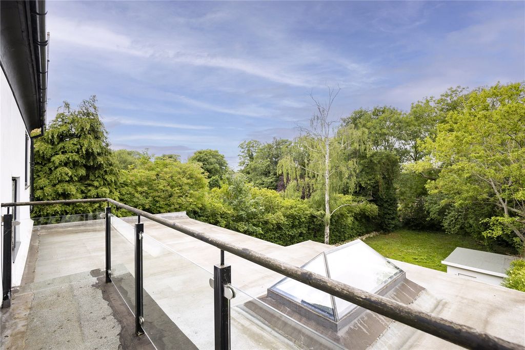 Property photo 1 of 15 Picture No. 17