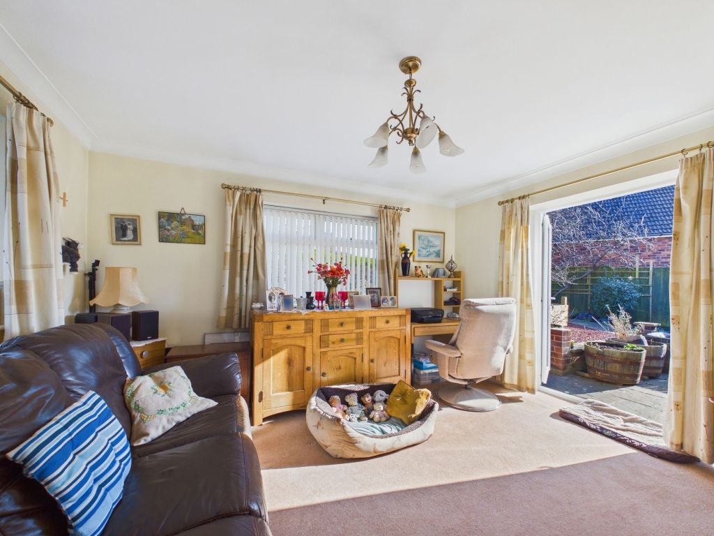 Property photo 3 of 25