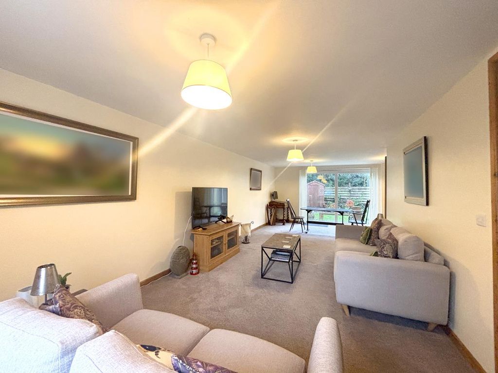 Property photo 2 of 16 Image00011.Jpg