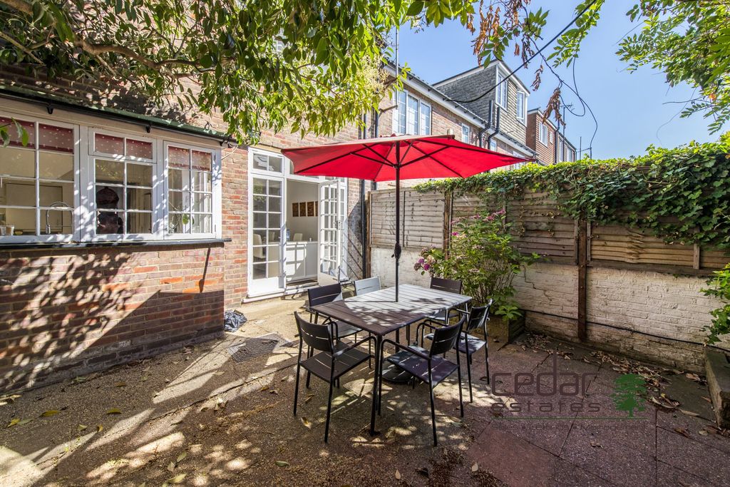 Property photo 3 of 14
