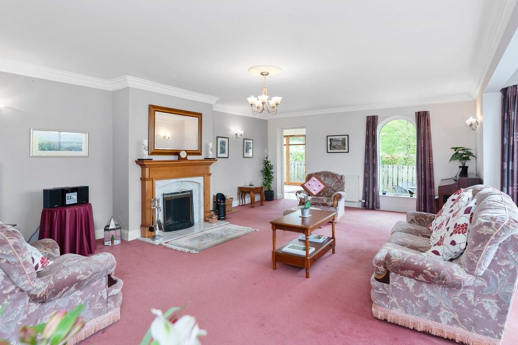 Property photo 2 of 66 Principal Living Room