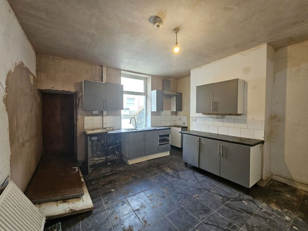 Property photo 2 of 10 Image 2