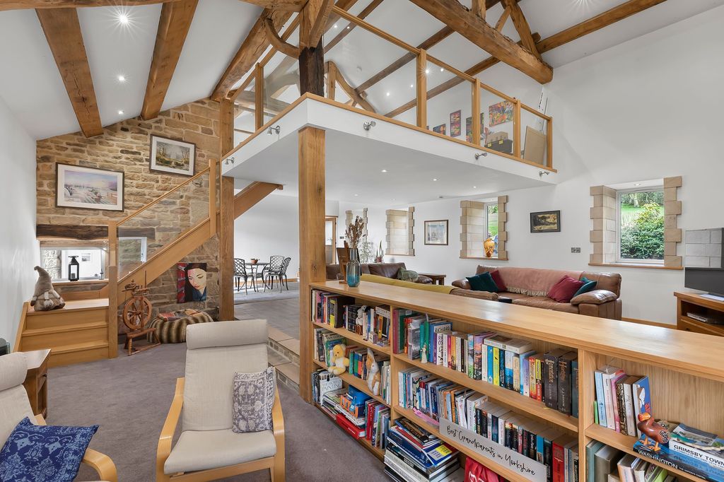 Additional image 33 of 3 bed property for saleOtley Road, Bingley BD16