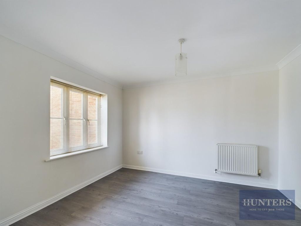 Property photo 3 of 9 Cam02256G0-Pr0169-Still011.Jpg