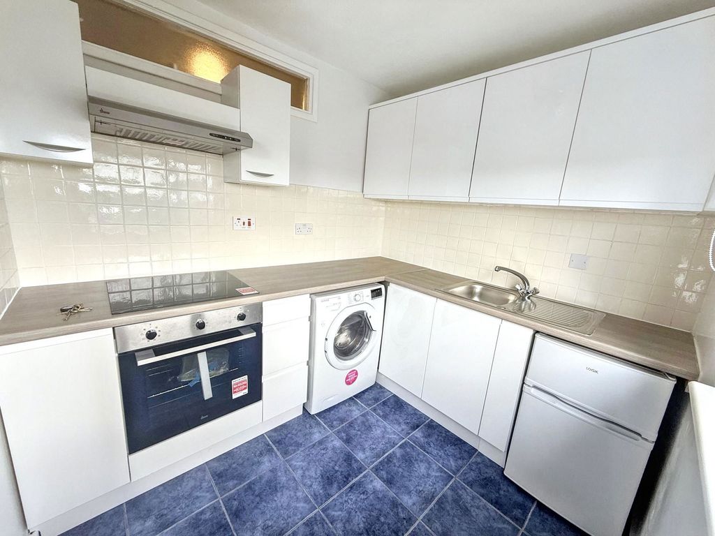 Additional image 4 of 2 bed flat for saleWinshields, Cramlington NE23