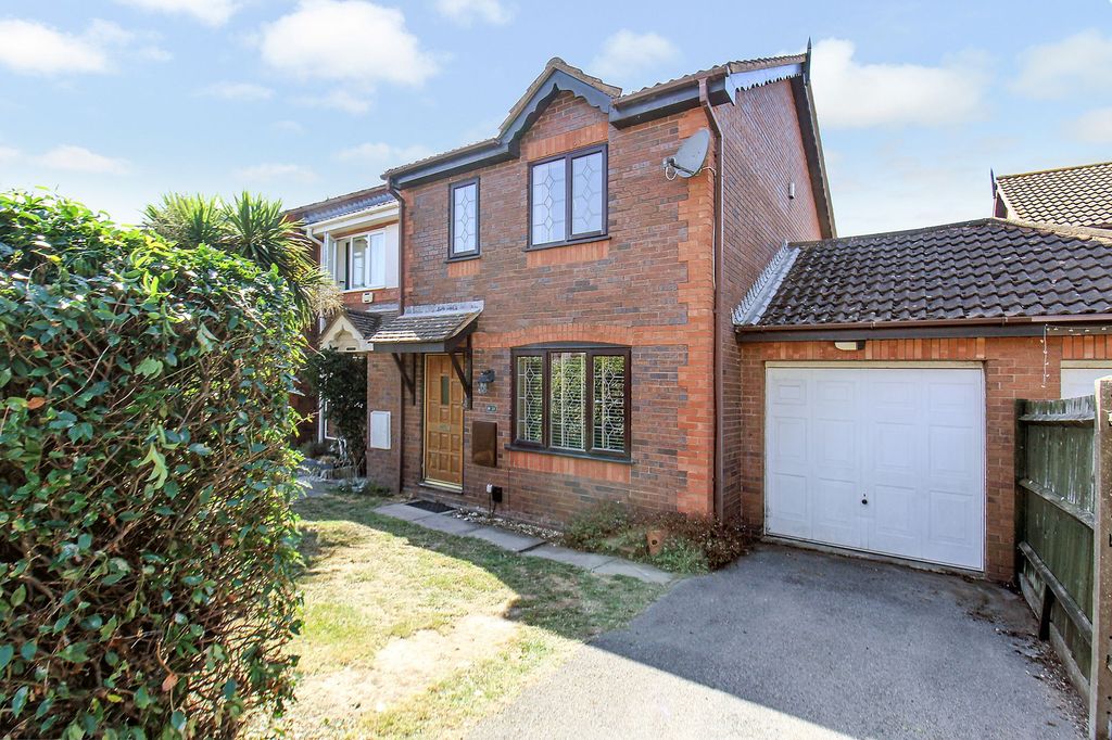 Property photo 1 of 16