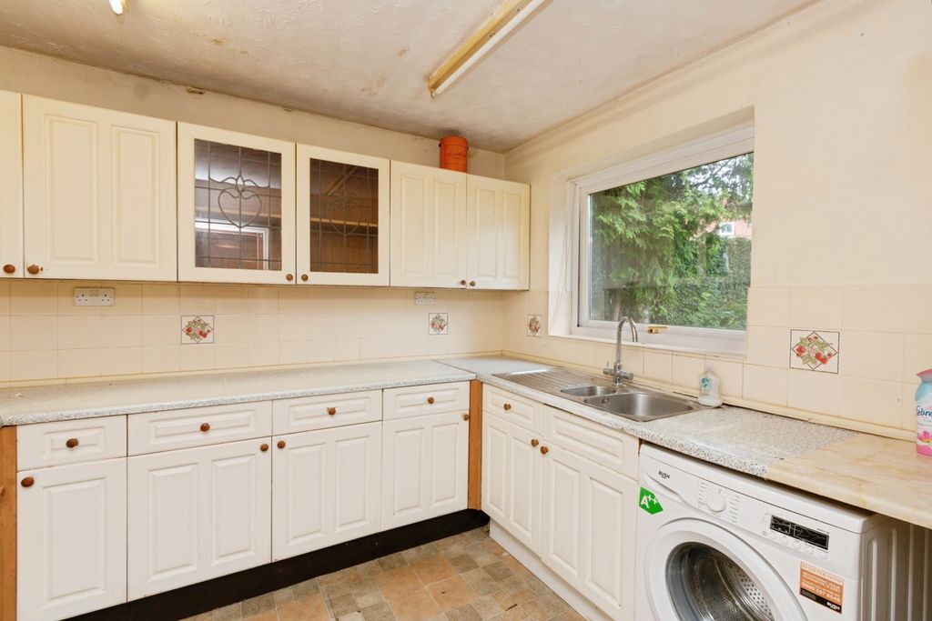 Property photo 2 of 19 Photo