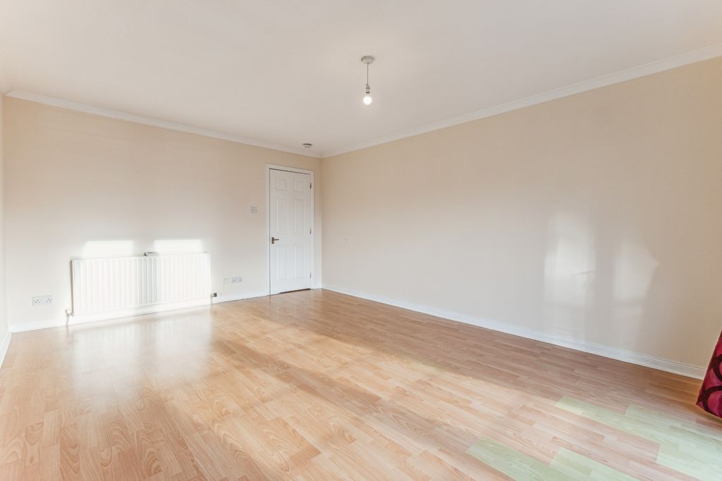 Property photo 3 of 12 3