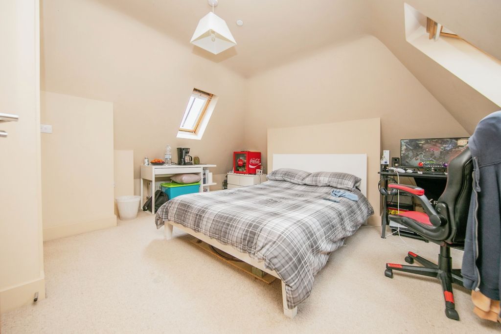 Property photo 3 of 12 Photography