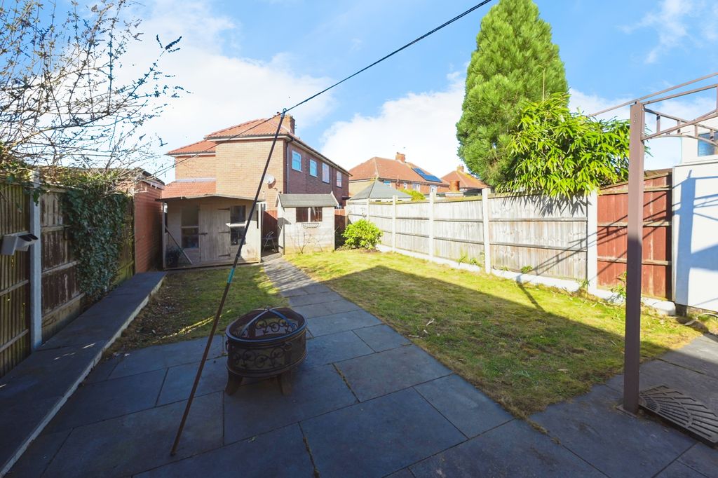 Property photo 3 of 15