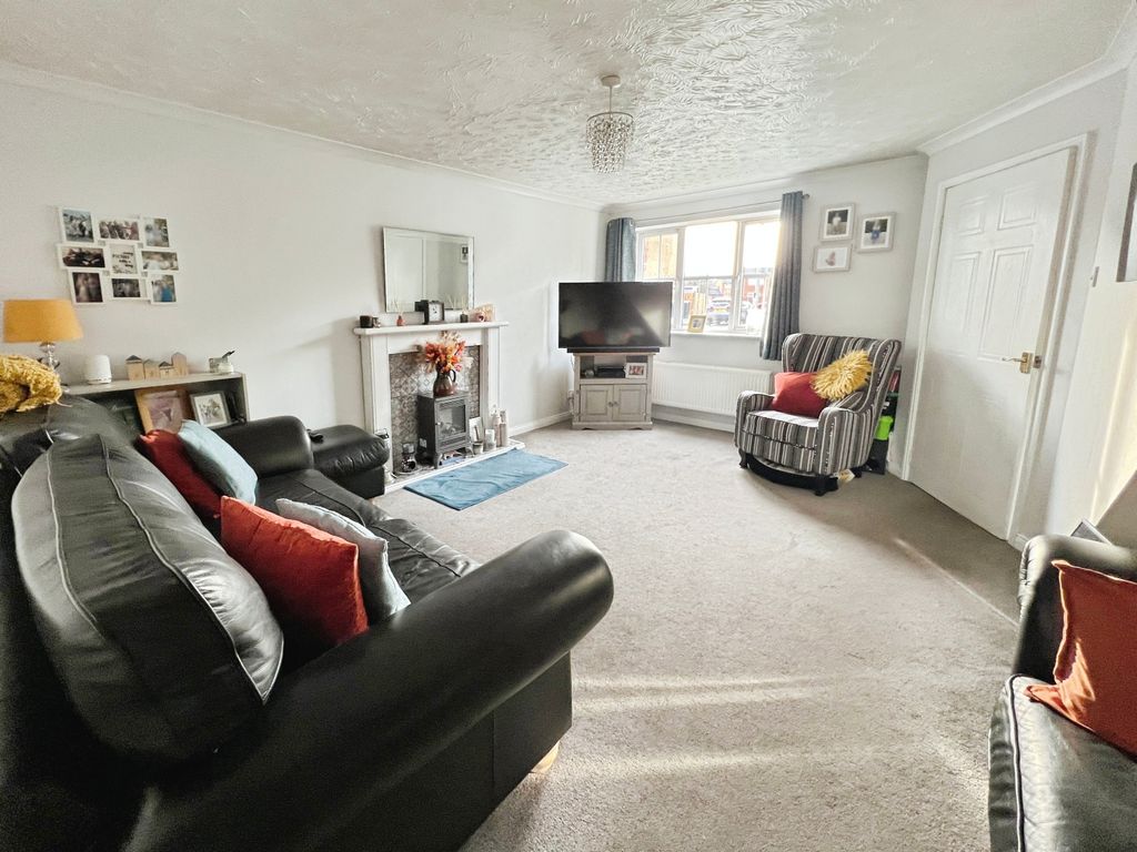 Property photo 2 of 15 Img_4859