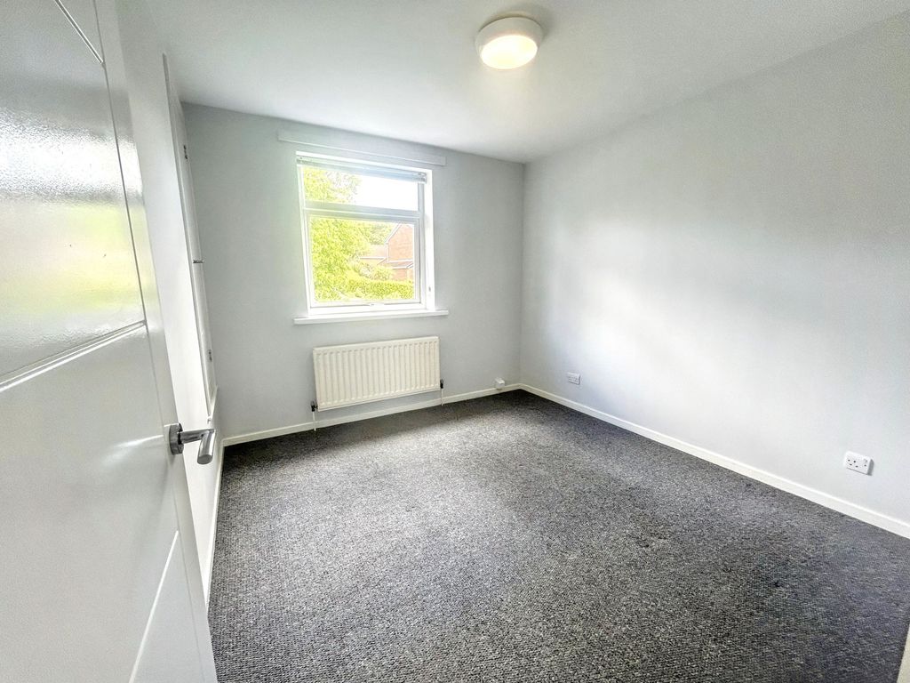 Additional image 4 of 2 bed flat for saleRavenscar Close, Whickham, Newcastle Upon Tyne NE16