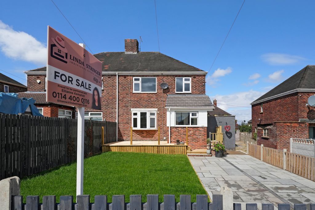 Property photo 1 of 38