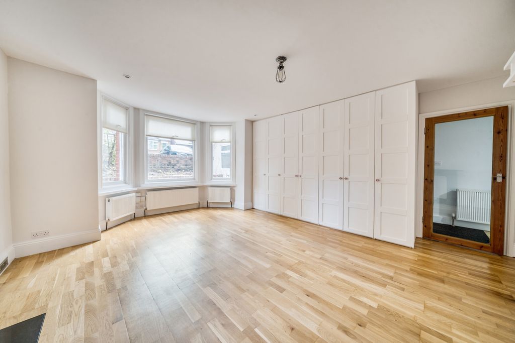 Property photo 1 of 15 1345628-13-68Aeea...