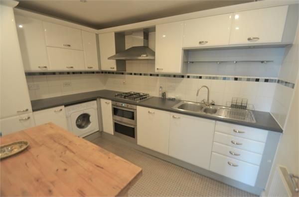 Property photo 3 of 8 3