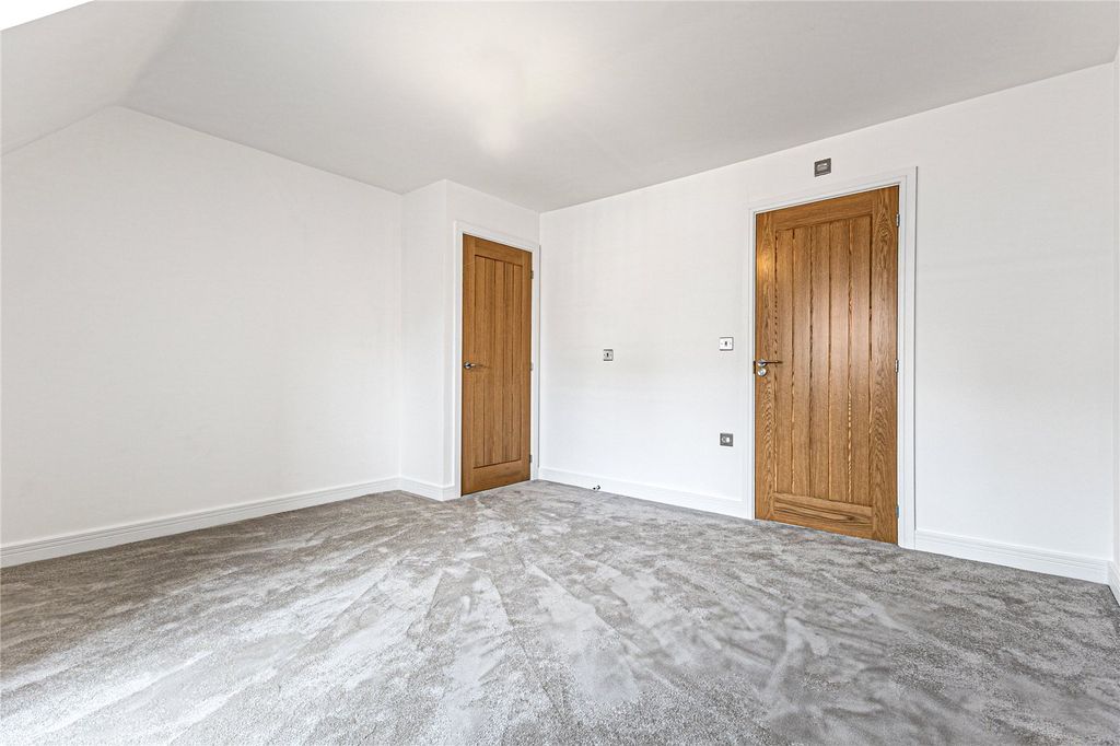 Property photo 3 of 27 Picture No. 03
