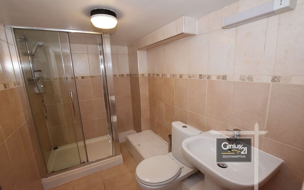Property photo 3 of 3
