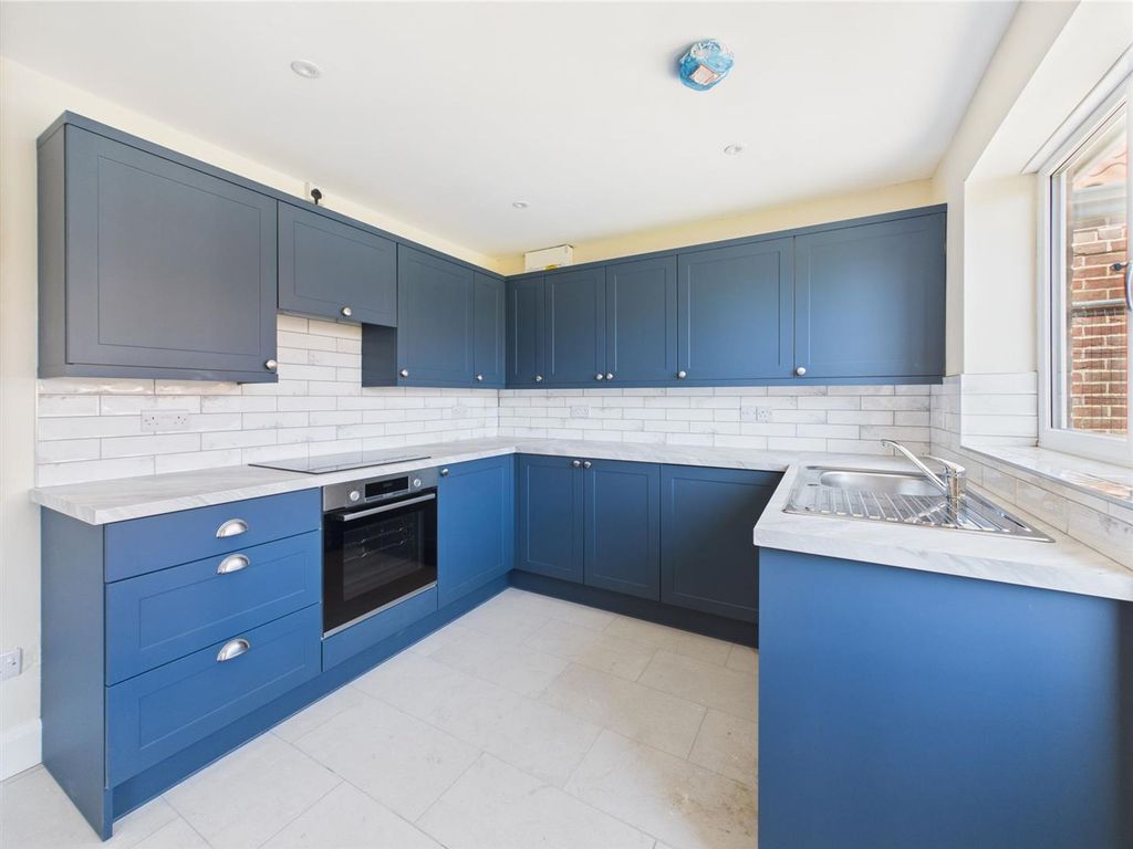 Property photo 3 of 4 Kitchen Example 1.Jpg